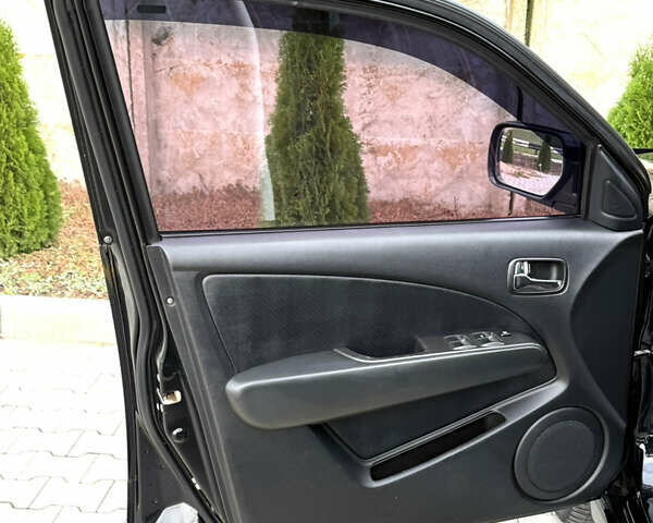 Міцубісі Аутлендер 2007 у Одесі на Automoto.ua Чорний Міцубісі Аутлендер, об'ємом двигуна 2.4 л та пробігом 201 тис. км за 7700 $, фото 48 на Automoto.ua