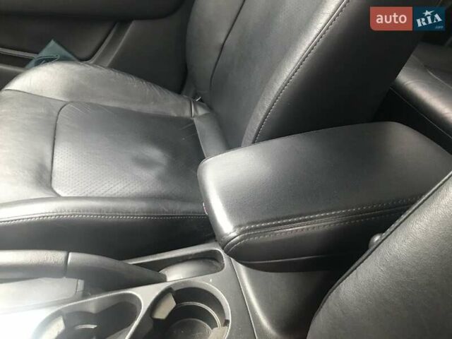 Чорний Міцубісі Аутлендер, об'ємом двигуна 2.38 л та пробігом 207 тис. км за 7000 $, фото 18 на Automoto.ua