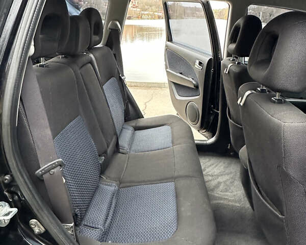 Чорний Міцубісі Аутлендер, об'ємом двигуна 2 л та пробігом 118 тис. км за 8100 $, фото 33 на Automoto.ua