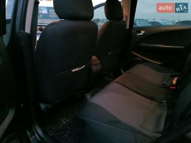 Чорний Міцубісі Аутлендер, об'ємом двигуна 2 л та пробігом 271 тис. км за 6940 $, фото 30 на Automoto.ua