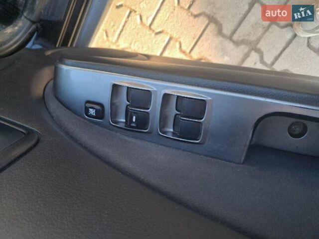 Черный Мицубиси Аутлендер, объемом двигателя 2 л и пробегом 190 тыс. км за 8000 $, фото 8 на Automoto.ua