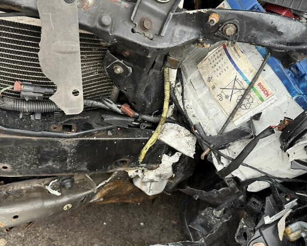 Черный Мицубиси Аутлендер, объемом двигателя 2 л и пробегом 200 тыс. км за 2999 $, фото 13 на Automoto.ua