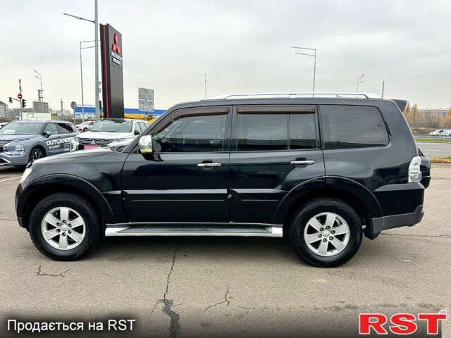 Черный Мицубиси Аутлендер, объемом двигателя 3 л и пробегом 218 тыс. км за 11950 $, фото 3 на Automoto.ua