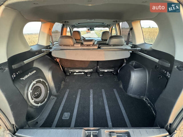 Чорний Міцубісі Аутлендер, об'ємом двигуна 3 л та пробігом 236 тис. км за 9800 $, фото 11 на Automoto.ua