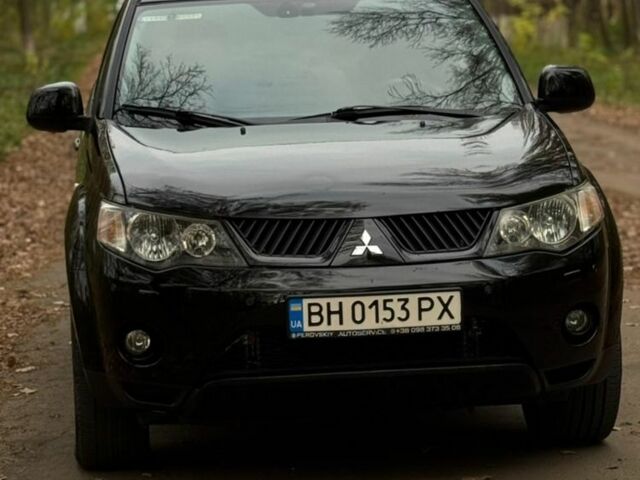 Чорний Міцубісі Аутлендер, об'ємом двигуна 3 л та пробігом 212 тис. км за 10000 $, фото 1 на Automoto.ua
