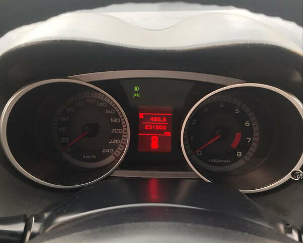 Черный Мицубиси Аутлендер, объемом двигателя 2.4 л и пробегом 237 тыс. км за 5000 $, фото 10 на Automoto.ua