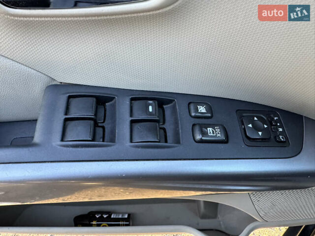 Чорний Міцубісі Аутлендер, об'ємом двигуна 3 л та пробігом 150 тис. км за 9499 $, фото 15 на Automoto.ua