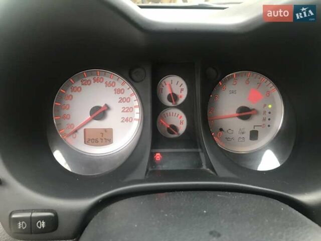 Чорний Міцубісі Аутлендер, об'ємом двигуна 2.38 л та пробігом 207 тис. км за 7000 $, фото 44 на Automoto.ua