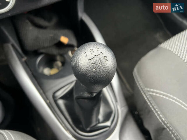 Міцубісі Аутлендер 2008 у Кременчуге на Automoto.ua Чорний Міцубісі Аутлендер, об'ємом двигуна 2.4 л та пробігом 230 тис. км за 6650 $, фото 33 на Automoto.ua