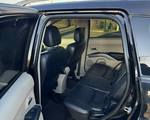 Чорний Міцубісі Аутлендер, об'ємом двигуна 3 л та пробігом 150 тис. км за 9499 $, фото 9 на Automoto.ua