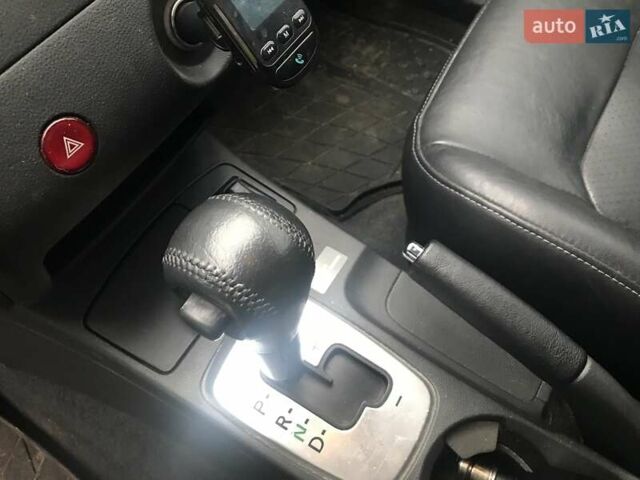 Чорний Міцубісі Аутлендер, об'ємом двигуна 2.38 л та пробігом 207 тис. км за 7000 $, фото 17 на Automoto.ua