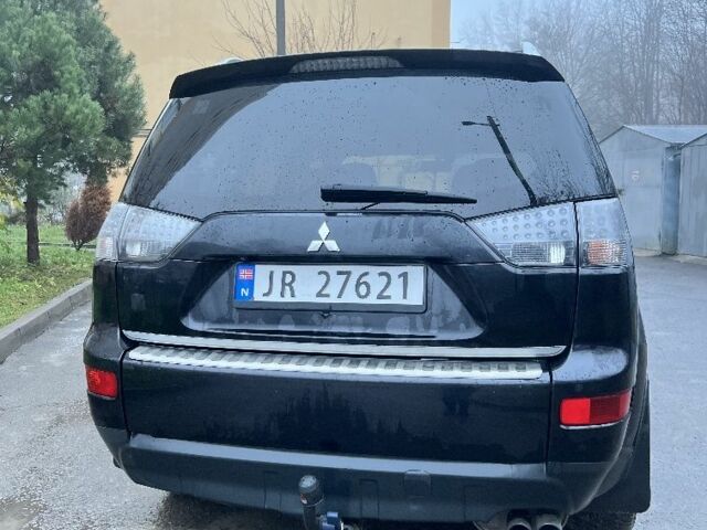 Чорний Міцубісі Аутлендер, об'ємом двигуна 2 л та пробігом 330 тис. км за 4900 $, фото 3 на Automoto.ua