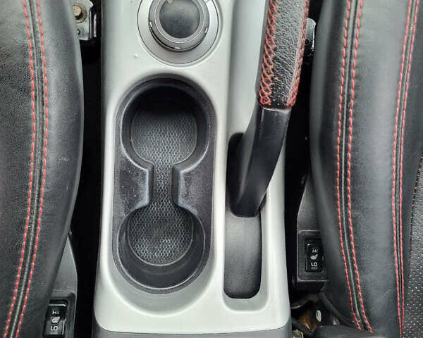 Чорний Міцубісі Аутлендер, об'ємом двигуна 2.4 л та пробігом 205 тис. км за 8400 $, фото 23 на Automoto.ua