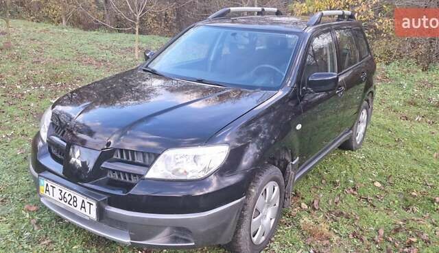 Міцубісі Аутлендер 2008 у Галиче на Automoto.ua Чорний Міцубісі Аутлендер, об'ємом двигуна 2 л та пробігом 112 тис. км за 7350 $, фото 20 на Automoto.ua
