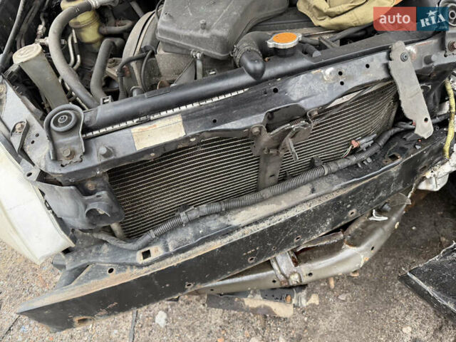 Черный Мицубиси Аутлендер, объемом двигателя 2 л и пробегом 200 тыс. км за 2999 $, фото 14 на Automoto.ua