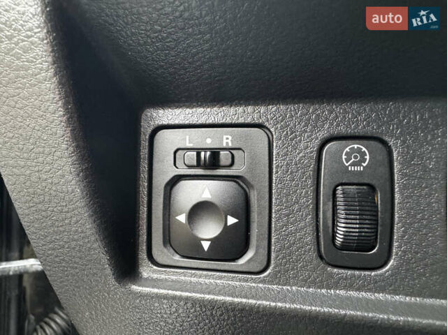 Чорний Міцубісі Аутлендер, об'ємом двигуна 2 л та пробігом 254 тис. км за 7499 $, фото 13 на Automoto.ua