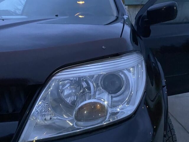 Чорний Міцубісі Аутлендер, об'ємом двигуна 2 л та пробігом 271 тис. км за 6799 $, фото 9 на Automoto.ua