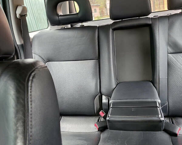 Чорний Міцубісі Аутлендер, об'ємом двигуна 2.4 л та пробігом 200 тис. км за 6790 $, фото 10 на Automoto.ua