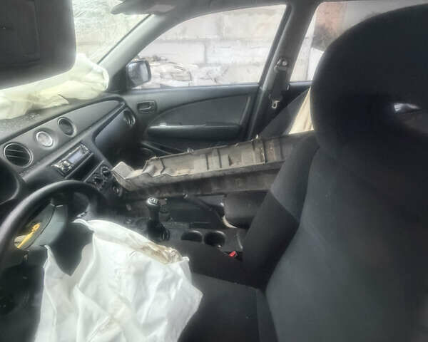 Черный Мицубиси Аутлендер, объемом двигателя 2 л и пробегом 200 тыс. км за 2999 $, фото 19 на Automoto.ua