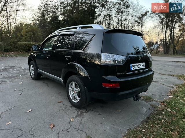 Чорний Міцубісі Аутлендер, об'ємом двигуна 1.97 л та пробігом 300 тис. км за 8600 $, фото 5 на Automoto.ua