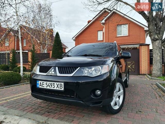 Черный Мицубиси Аутлендер, объемом двигателя 2.36 л и пробегом 192 тыс. км за 8800 $, фото 10 на Automoto.ua
