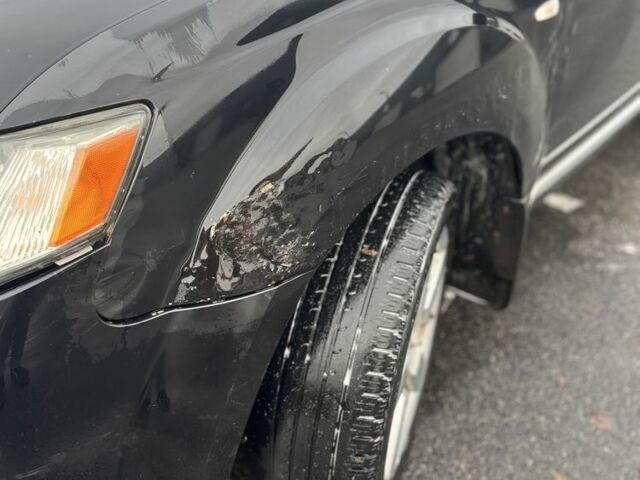 Міцубісі Аутлендер 2008 у Харкові на Automoto.ua Чорний Міцубісі Аутлендер, об'ємом двигуна 2 л та пробігом 320 тис. км за 5946 $, фото 15 на Automoto.ua