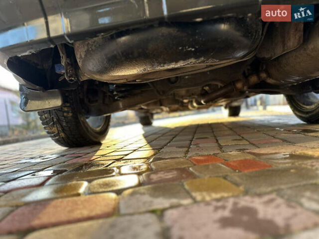 Черный Мицубиси Аутлендер, объемом двигателя 2.36 л и пробегом 253 тыс. км за 9600 $, фото 21 на Automoto.ua