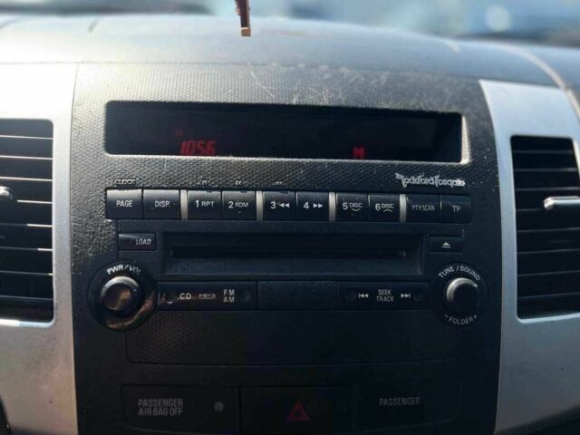 Черный Мицубиси Аутлендер, объемом двигателя 3 л и пробегом 308 тыс. км за 7600 $, фото 23 на Automoto.ua