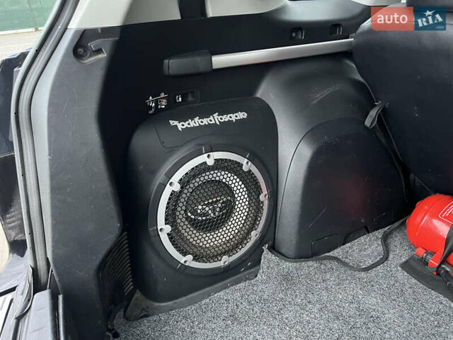 Черный Мицубиси Аутлендер, объемом двигателя 1.97 л и пробегом 244 тыс. км за 8700 $, фото 18 на Automoto.ua