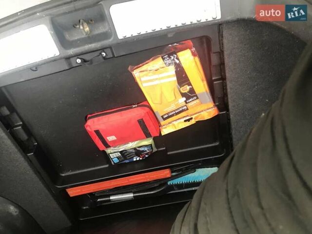 Чорний Міцубісі Аутлендер, об'ємом двигуна 2.38 л та пробігом 207 тис. км за 7000 $, фото 28 на Automoto.ua