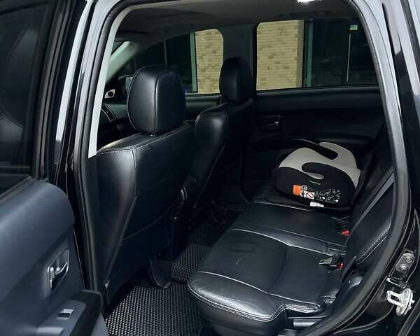 Черный Мицубиси Аутлендер, объемом двигателя 3 л и пробегом 248 тыс. км за 9800 $, фото 36 на Automoto.ua