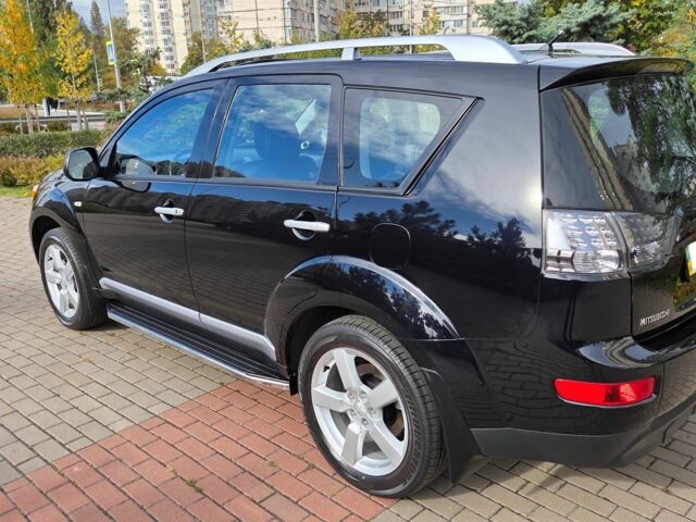 Мицубиси Аутлендер 2008 в Киеве на Automoto.ua Черный Мицубиси Аутлендер, объемом двигателя 2.4 л и пробегом 31 тыс. км за 14000 $, фото 4 на Automoto.ua