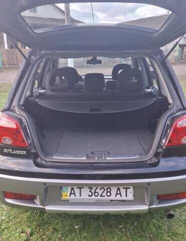 Міцубісі Аутлендер 2008 у Галиче на Automoto.ua Чорний Міцубісі Аутлендер, об'ємом двигуна 2 л та пробігом 112 тис. км за 7350 $, фото 5 на Automoto.ua
