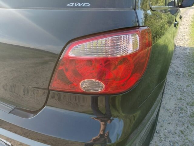 Черный Мицубиси Аутлендер, объемом двигателя 2 л и пробегом 143 тыс. км за 7800 $, фото 5 на Automoto.ua