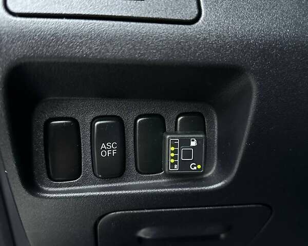 Черный Мицубиси Аутлендер, объемом двигателя 3 л и пробегом 248 тыс. км за 9800 $, фото 35 на Automoto.ua