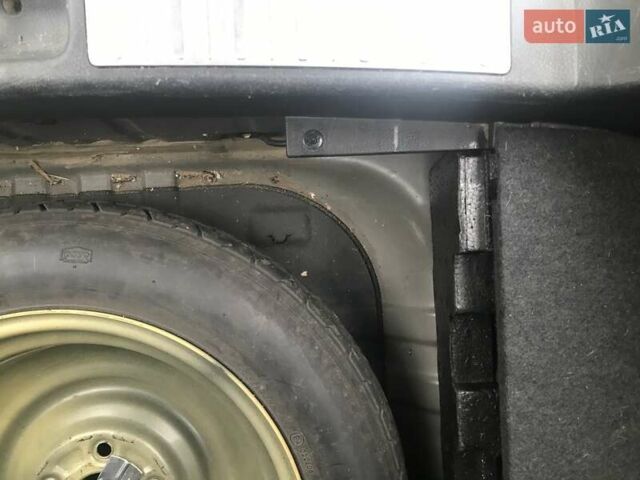 Чорний Міцубісі Аутлендер, об'ємом двигуна 2.38 л та пробігом 207 тис. км за 7000 $, фото 25 на Automoto.ua