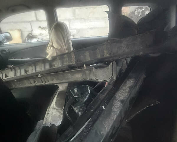 Черный Мицубиси Аутлендер, объемом двигателя 2 л и пробегом 200 тыс. км за 2999 $, фото 18 на Automoto.ua