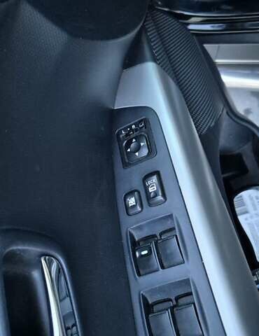 Чорний Міцубісі Аутлендер, об'ємом двигуна 2.4 л та пробігом 230 тис. км за 9700 $, фото 14 на Automoto.ua