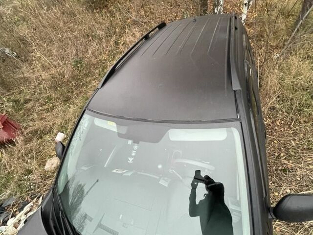 Черный Мицубиси Аутлендер, объемом двигателя 2 л и пробегом 360 тыс. км за 2000 $, фото 6 на Automoto.ua