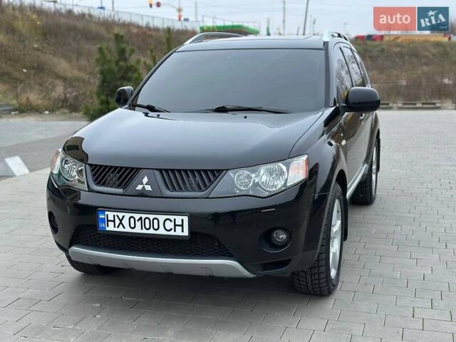 Черный Мицубиси Аутлендер, объемом двигателя 3 л и пробегом 248 тыс. км за 9800 $, фото 12 на Automoto.ua