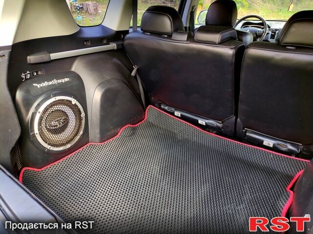 Чорний Міцубісі Аутлендер, об'ємом двигуна 3 л та пробігом 284 тис. км за 10000 $, фото 2 на Automoto.ua