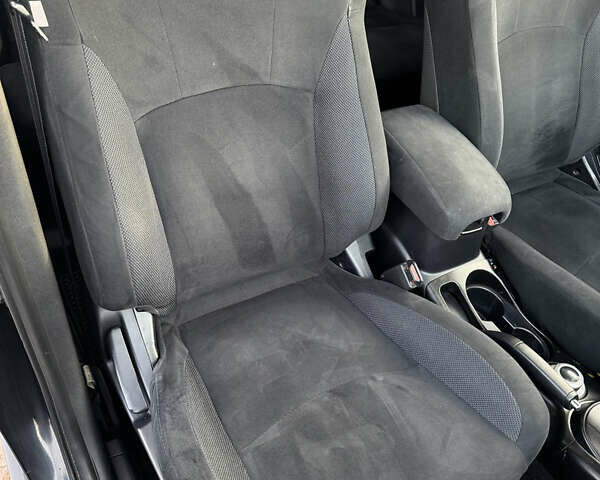 Чорний Міцубісі Аутлендер, об'ємом двигуна 2.36 л та пробігом 293 тис. км за 7900 $, фото 19 на Automoto.ua