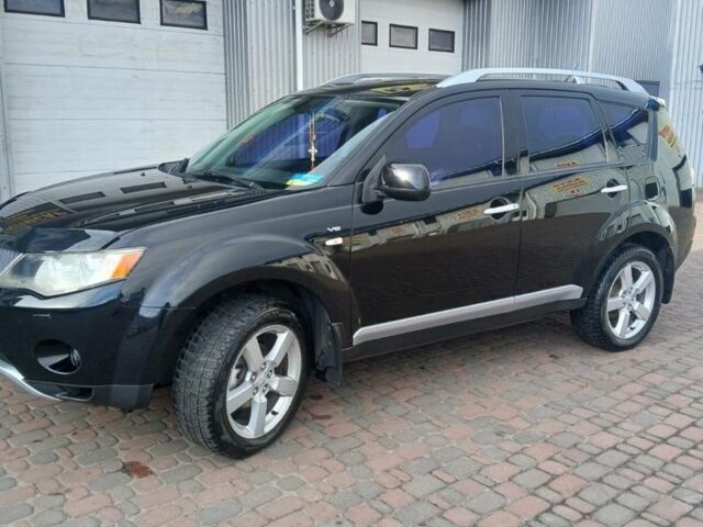 Чорний Міцубісі Аутлендер, об'ємом двигуна 3 л та пробігом 300 тис. км за 9600 $, фото 8 на Automoto.ua