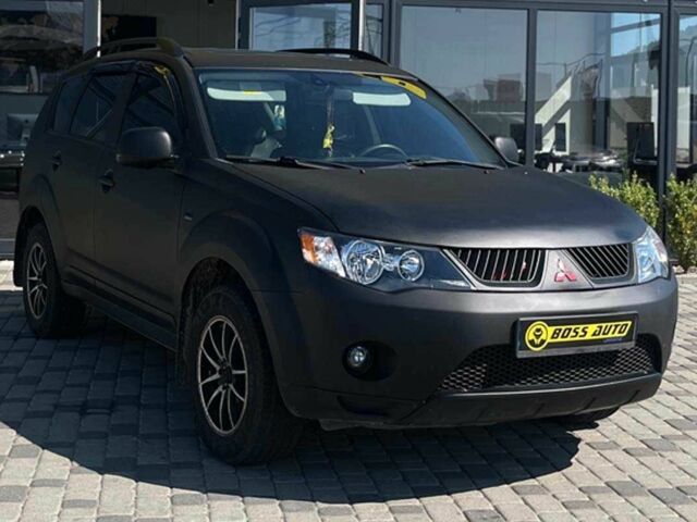 Черный Мицубиси Аутлендер, объемом двигателя 3 л и пробегом 308 тыс. км за 7600 $, фото 8 на Automoto.ua