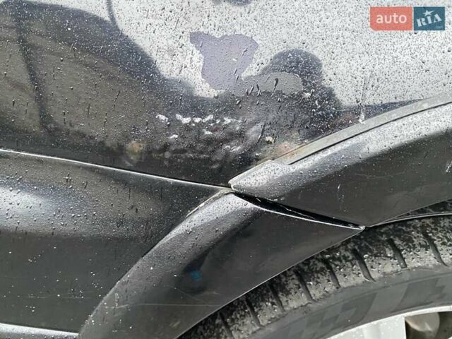 Черный Мицубиси Аутлендер, объемом двигателя 2 л и пробегом 306 тыс. км за 6500 $, фото 17 на Automoto.ua