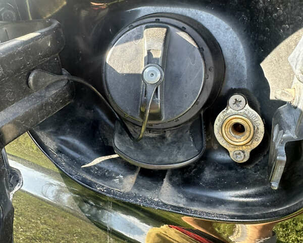 Черный Мицубиси Аутлендер, объемом двигателя 2.36 л и пробегом 240 тыс. км за 9599 $, фото 33 на Automoto.ua