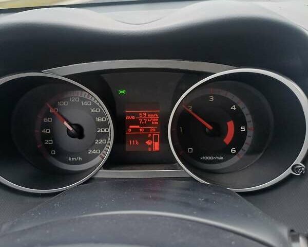 Чорний Міцубісі Аутлендер, об'ємом двигуна 1.97 л та пробігом 211 тис. км за 7999 $, фото 5 на Automoto.ua