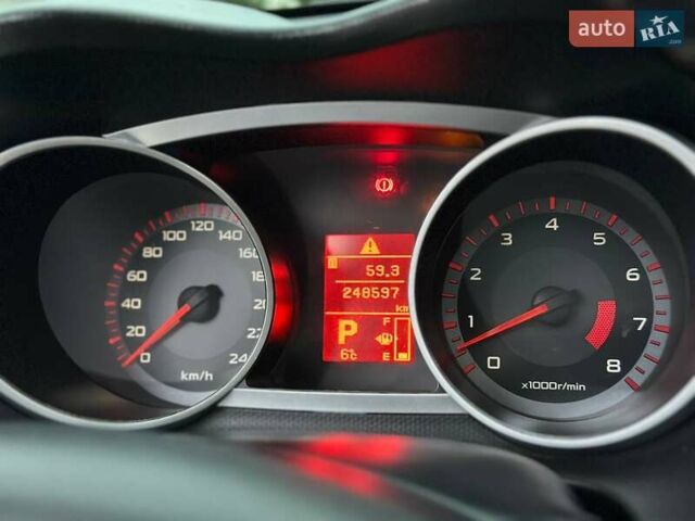 Черный Мицубиси Аутлендер, объемом двигателя 3 л и пробегом 248 тыс. км за 9800 $, фото 49 на Automoto.ua