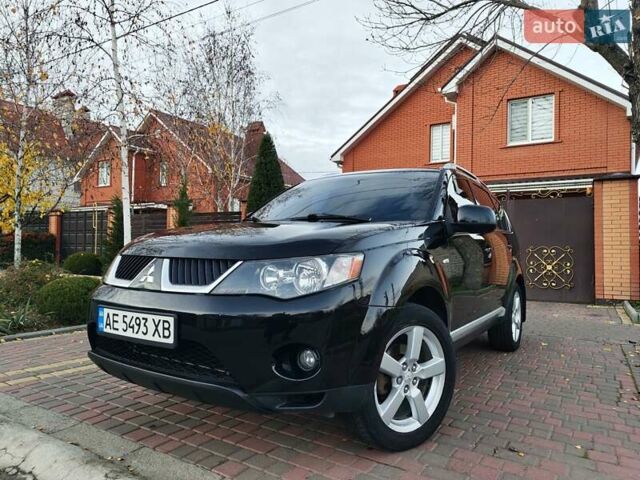 Черный Мицубиси Аутлендер, объемом двигателя 2.36 л и пробегом 192 тыс. км за 8800 $, фото 14 на Automoto.ua