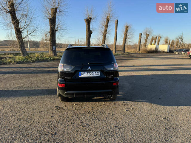 Чорний Міцубісі Аутлендер, об'ємом двигуна 3 л та пробігом 150 тис. км за 9499 $, фото 3 на Automoto.ua